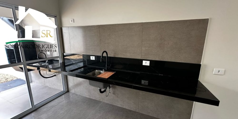 WhatsApp Image 2025-03-20 at 17.41.00